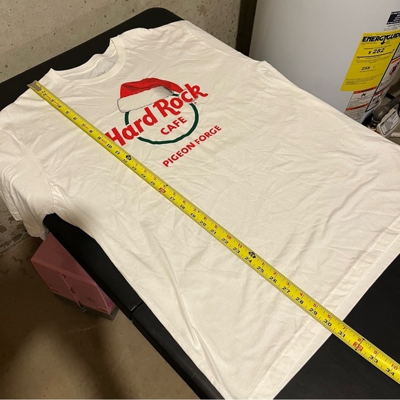 HARD ROCK CAFE NWT Pigeon Forge Mens T-Shirt Santa Hat Limited Edition XL - Picture 7 of 7